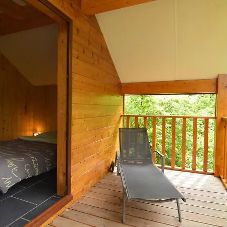 Comfortable Modern With Wood Finish * Aywaille