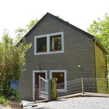 Comfortable Modern With Wood Finish Holiday home Aywaille